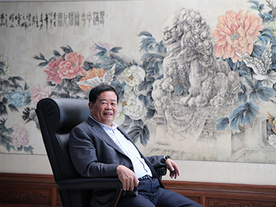 【新京報(bào)】曹德旺:1億多精英人群后面是12億打工人 誰(shuí)救他們